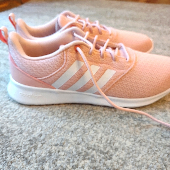 adidas cloudfoam size 9